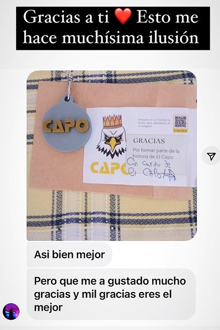 Llavero Biodegradable Gris/Dorado "CAPO"