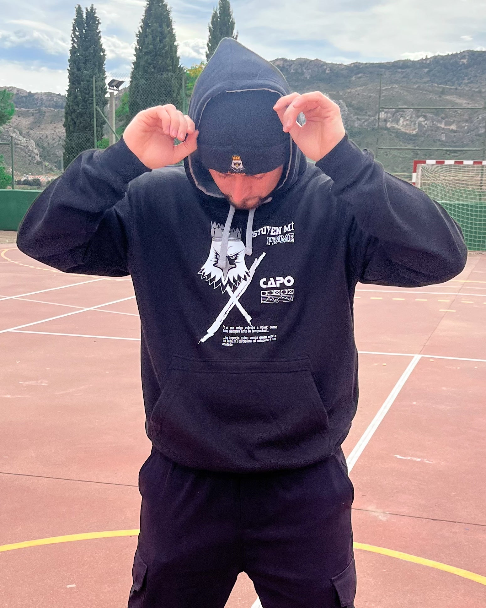 Sudadera "MI PRIME" URBAN UNISEX con capucha y cordón en color contraste - CAPO